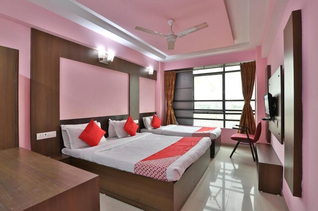 oyo-949-hotel-malhar-inn-ahmedabad-pic-8